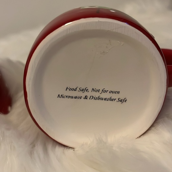 Christmas Holiday Cream & Sugar Set - Picture 3 of 4